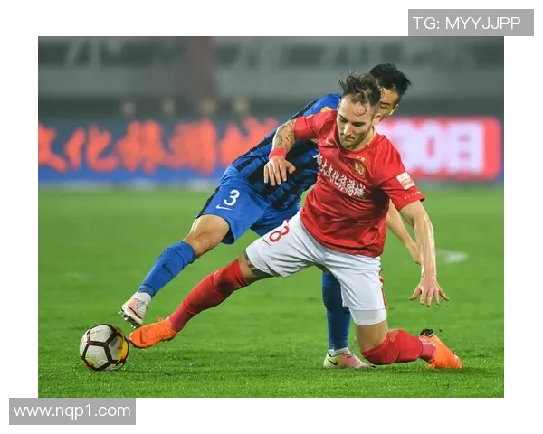 广州恒大淘宝迎战江苏苏宁易购争夺中超冠军荣耀的关键之战